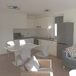 Vadrozsa, Privatgarten Mit Seeblick 빌라