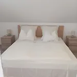 빌라 Vadrozsa, Privatgarten Mit Seeblick