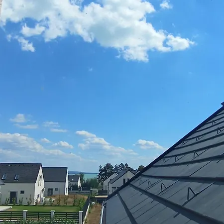 Vadrozsa, Privatgarten Mit Seeblick * Балатонакали