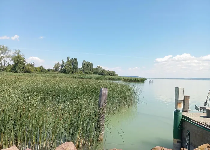 Vadrozsa, Privatgarten Mit Seeblick Villa Balatonakali